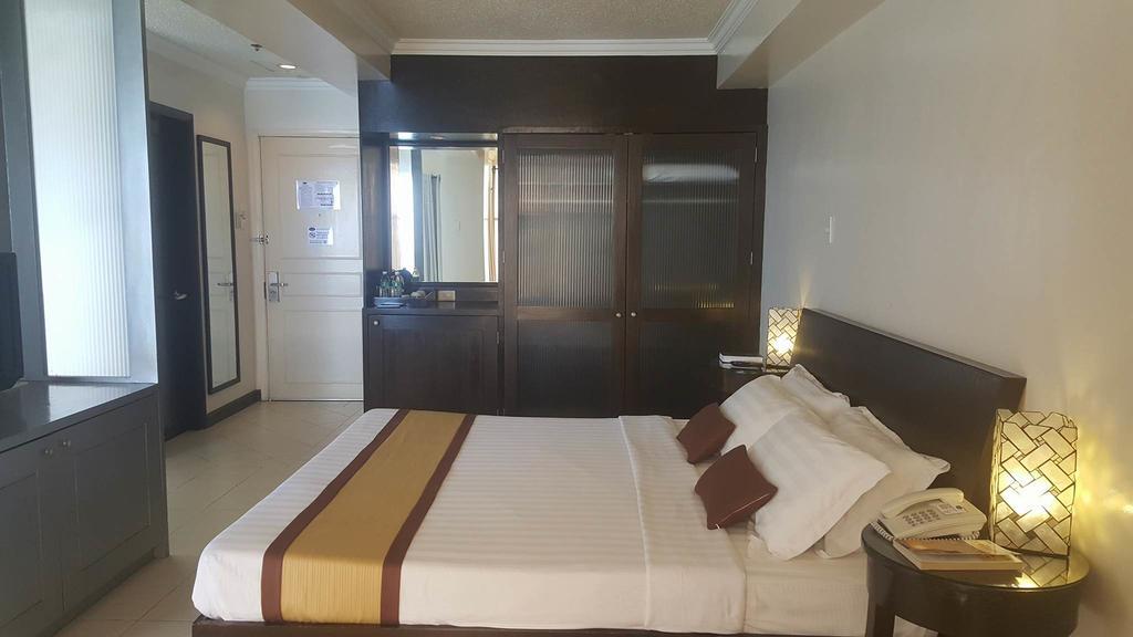 Hotel Tavern סוריגאו מראה חיצוני תמונה