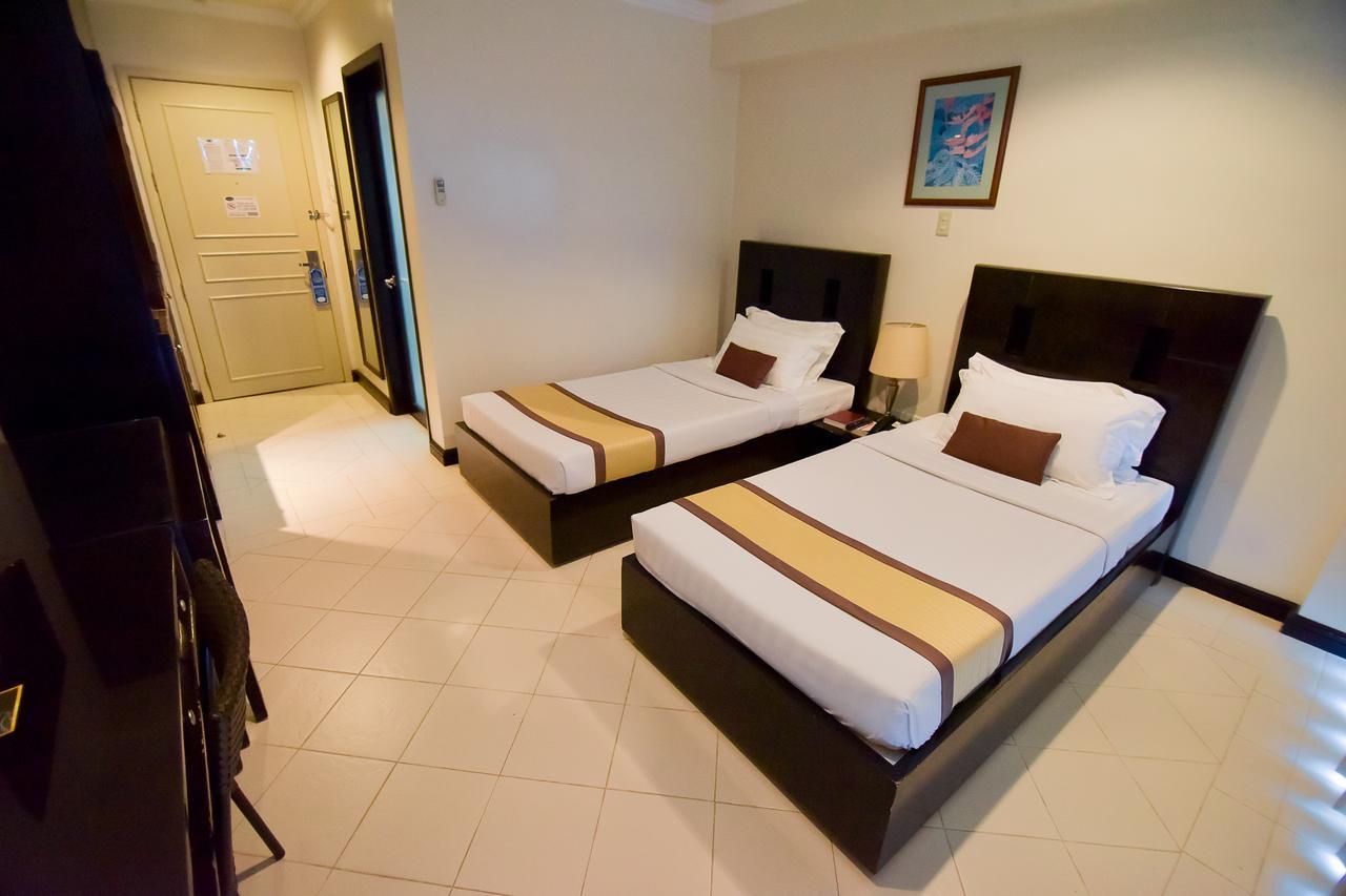 Hotel Tavern סוריגאו מראה חיצוני תמונה